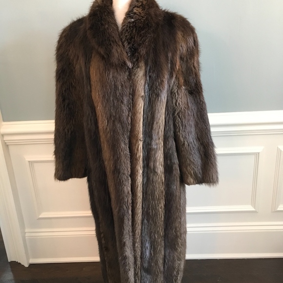 Meet your Posher, Carrie - Picture 2 of 8